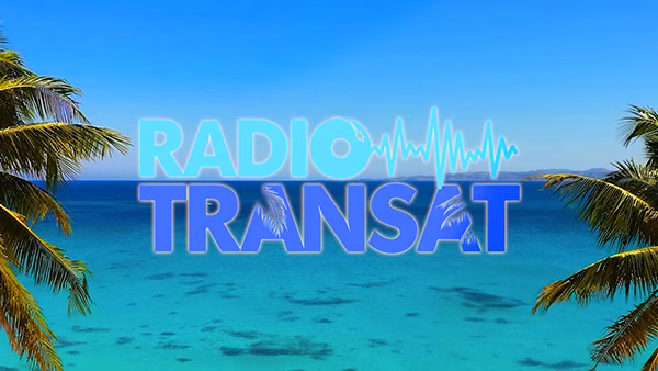Logotype Radio Transat sur une plage turquoise, habillage d'antenne réalisé par Sonacom