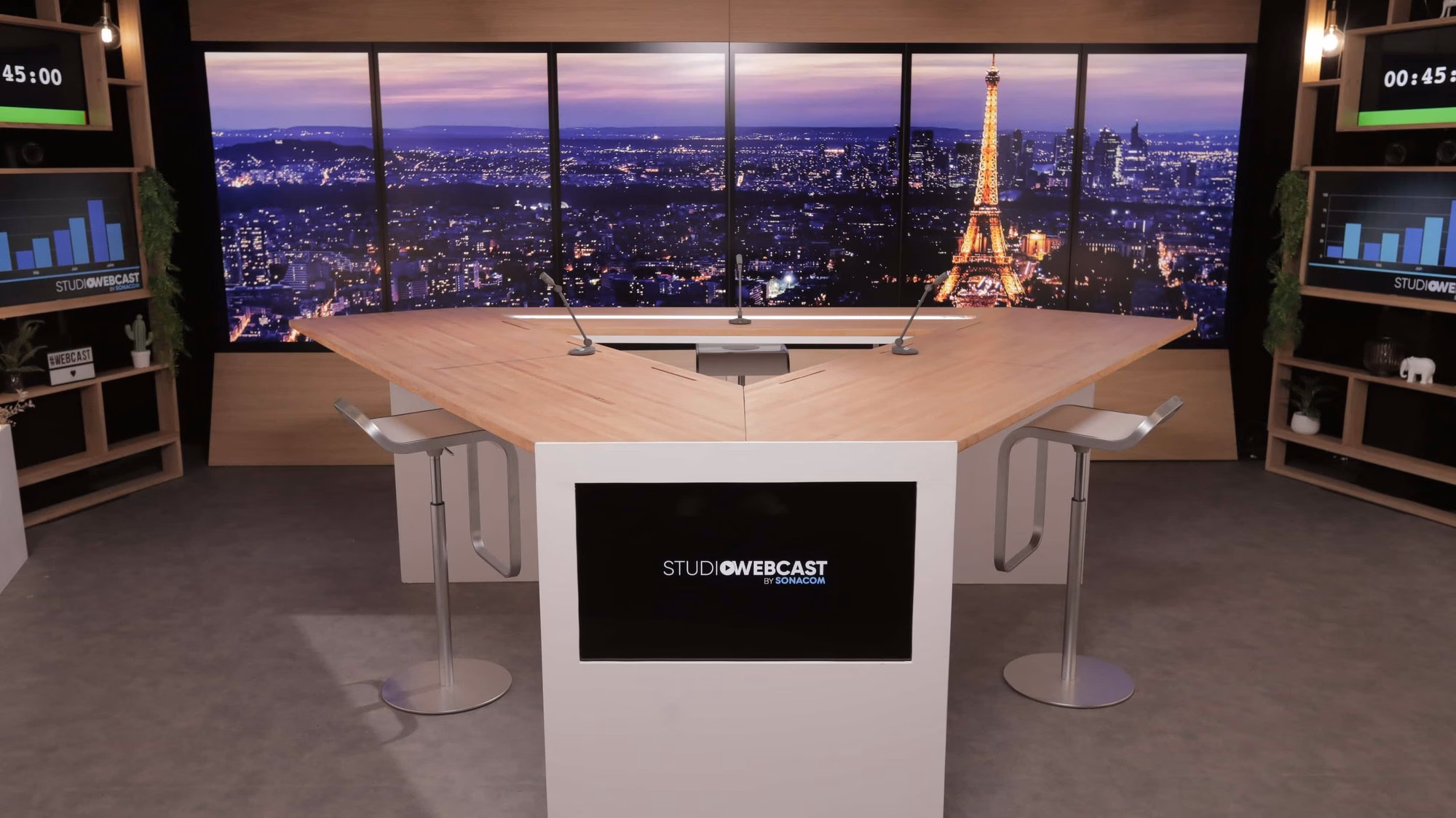 Plateau TV avec décor Tour Eiffel affiché sur le mur d'écran LED